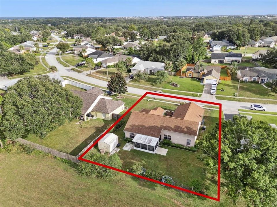 Под контрактом: $379,000 (3 спален, 2 ванн, 1726 Квадратных фут)