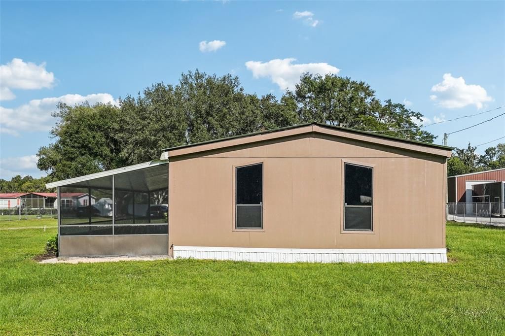 待售: $295,000 (3 贝兹, 2 浴室, 1196 平方英尺)