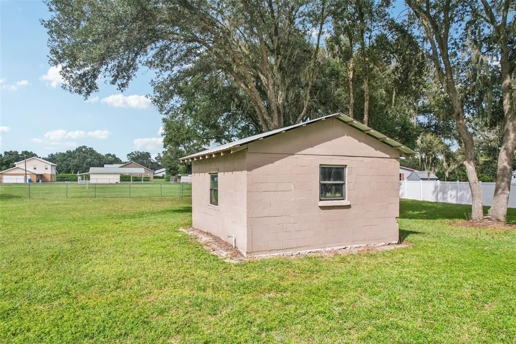 待售: $295,000 (3 贝兹, 2 浴室, 1196 平方英尺)