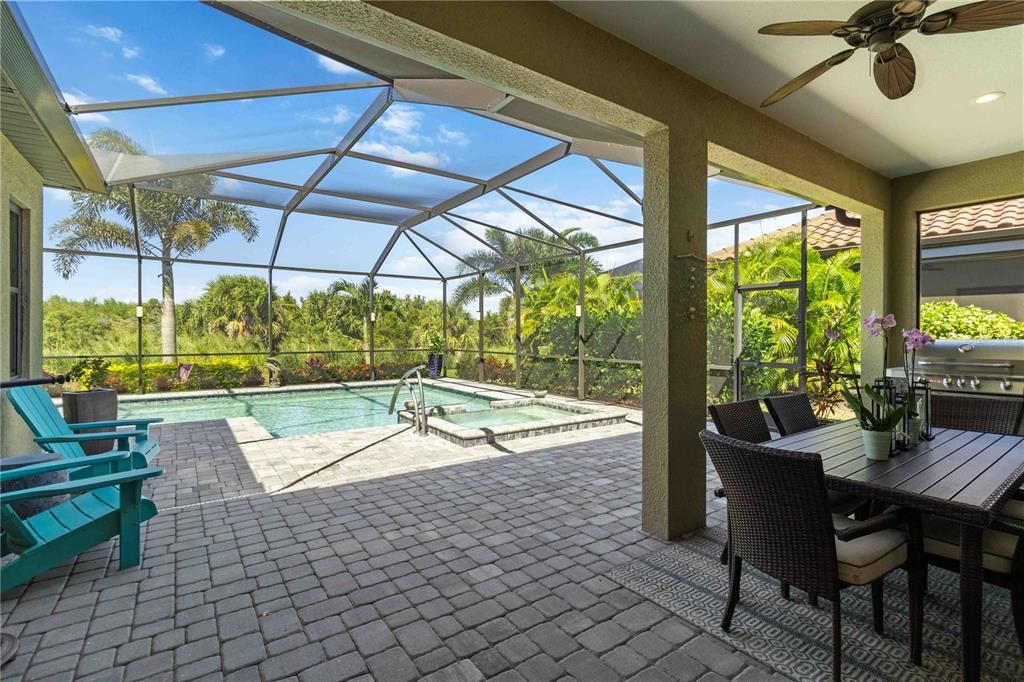 For Sale: $699,999 (3 beds, 2 baths, 2181 Square Feet)