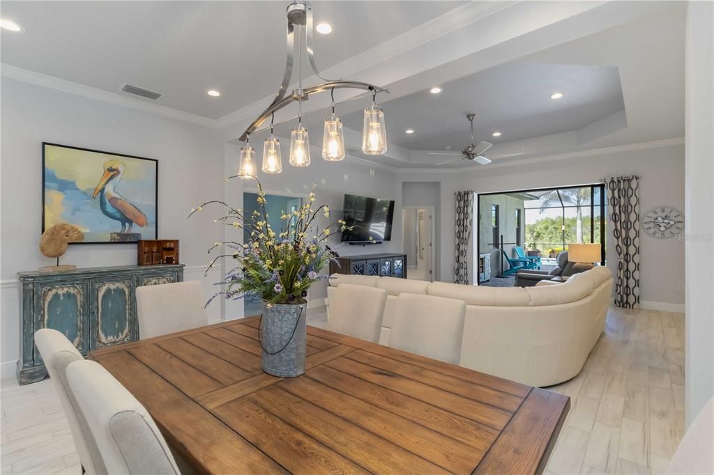 For Sale: $699,999 (3 beds, 2 baths, 2181 Square Feet)