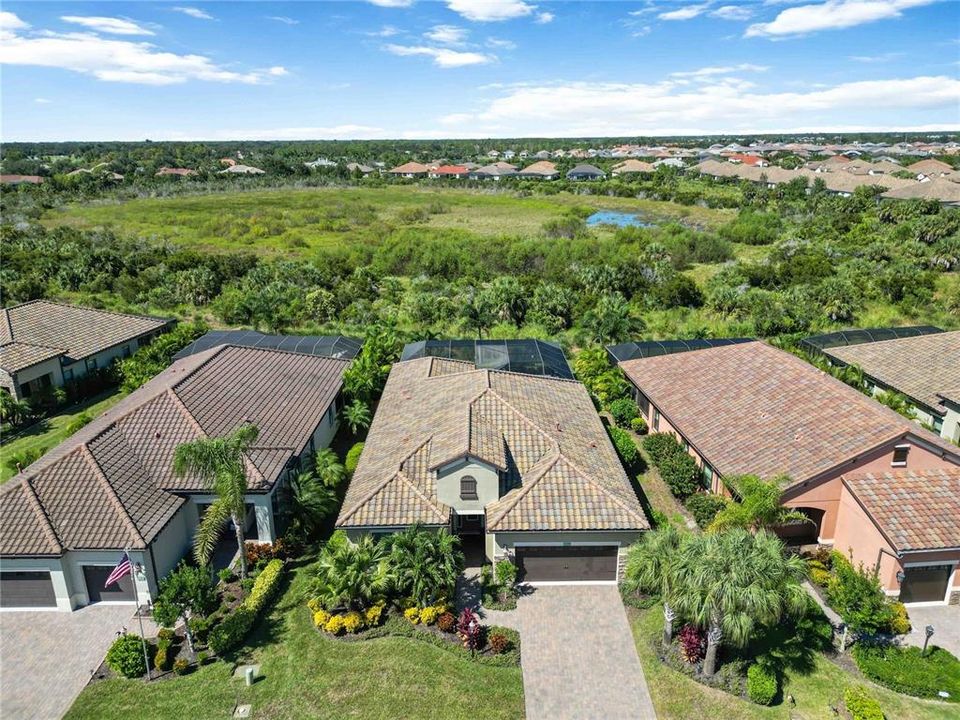 For Sale: $699,999 (3 beds, 2 baths, 2181 Square Feet)