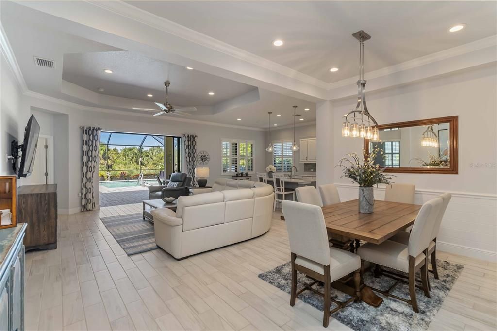 For Sale: $699,999 (3 beds, 2 baths, 2181 Square Feet)