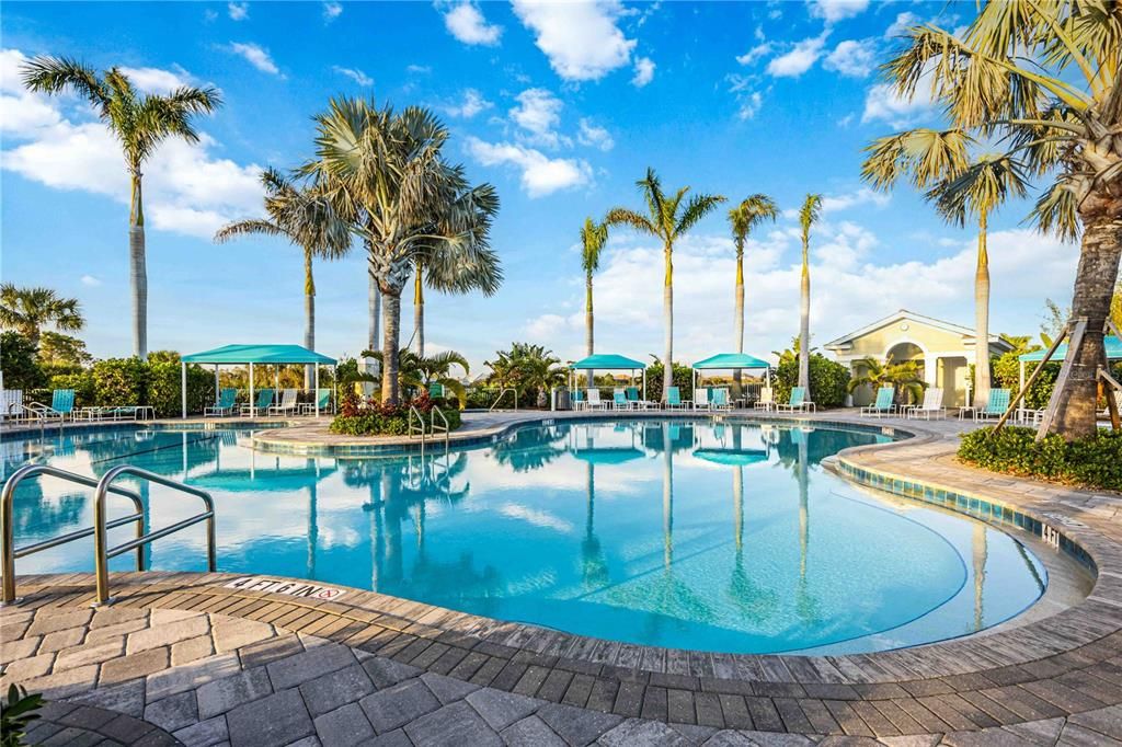 For Sale: $699,999 (3 beds, 2 baths, 2181 Square Feet)