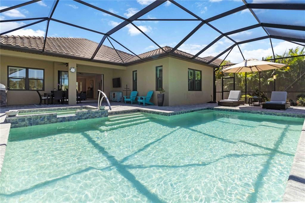 For Sale: $699,999 (3 beds, 2 baths, 2181 Square Feet)