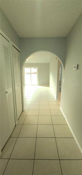 En Renta: $2,095 (3 camas, 2 baños, 1186 Pies cuadrados)