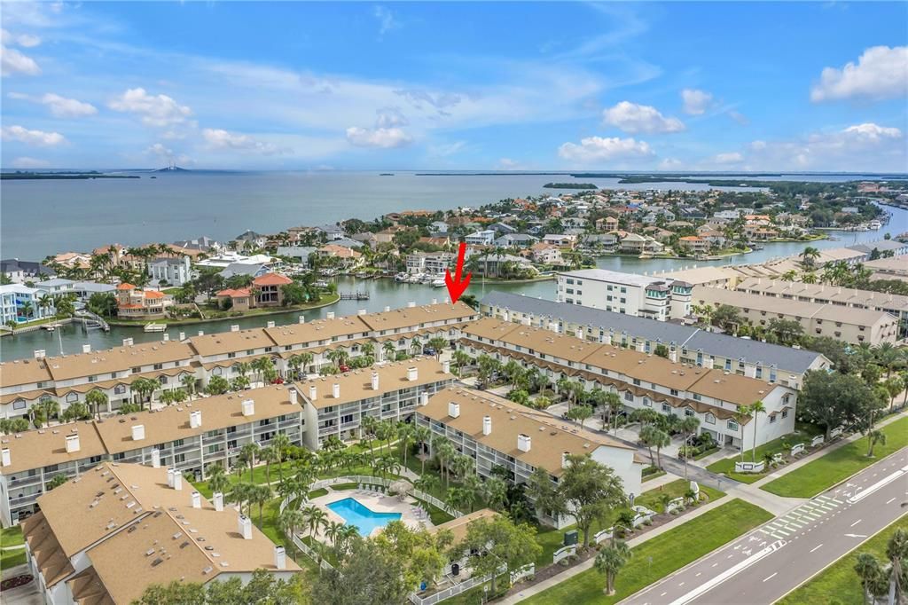 En Venta: $899,000 (3 camas, 3 baños, 1585 Pies cuadrados)