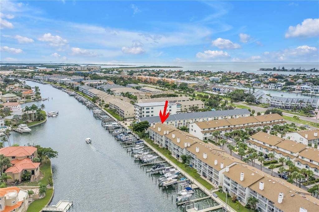 En Venta: $899,000 (3 camas, 3 baños, 1585 Pies cuadrados)