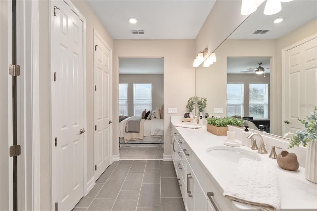 На продажу: $485,000 (3 спален, 2 ванн, 1894 Квадратных фут)