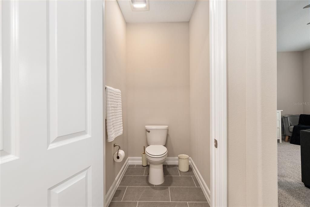 На продажу: $485,000 (3 спален, 2 ванн, 1894 Квадратных фут)