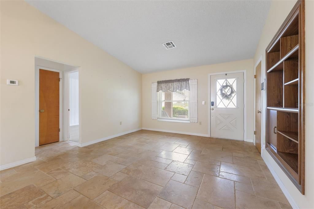 Activo con contrato: $234,900 (2 camas, 2 baños, 1096 Pies cuadrados)