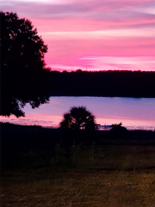 For Sale: $1,450,000 (4 beds, 3 baths, 2728 Square Feet)