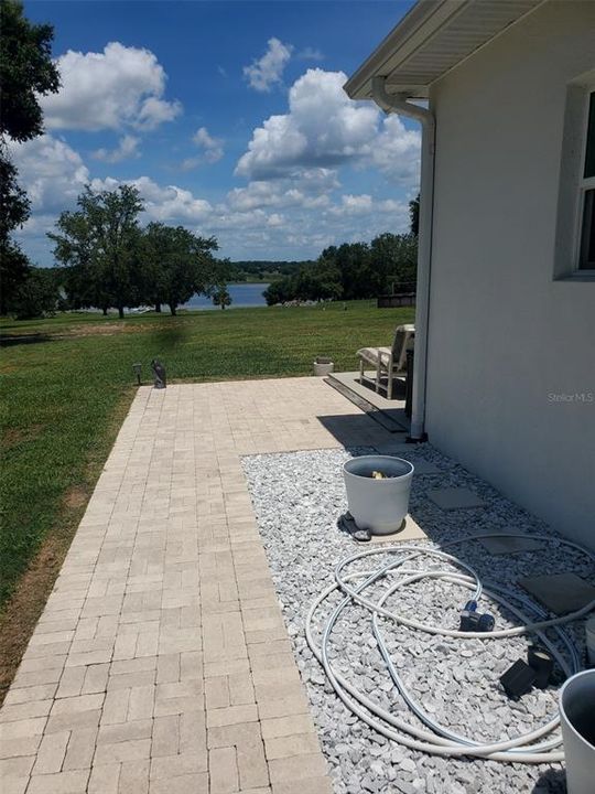 For Sale: $1,450,000 (4 beds, 3 baths, 2728 Square Feet)