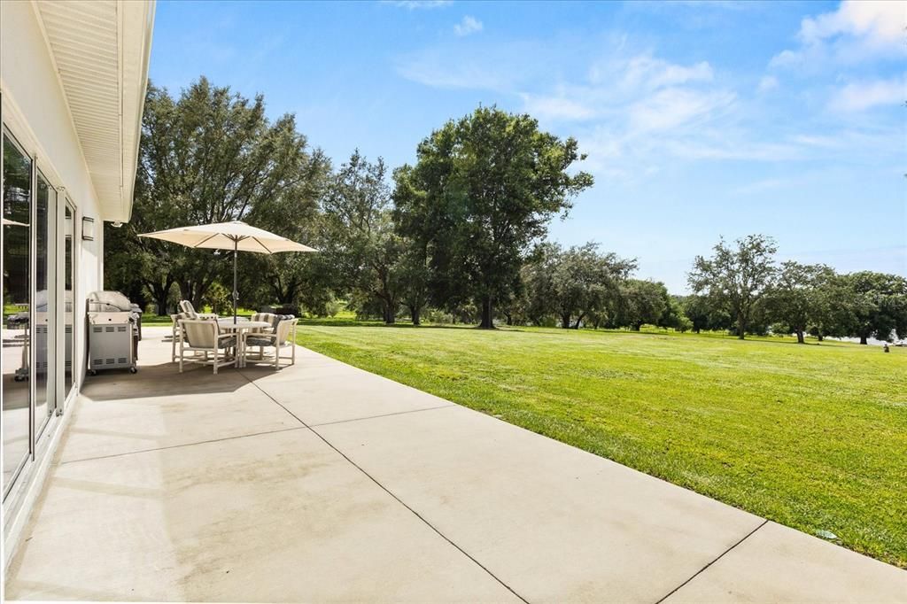 For Sale: $1,450,000 (4 beds, 3 baths, 2728 Square Feet)