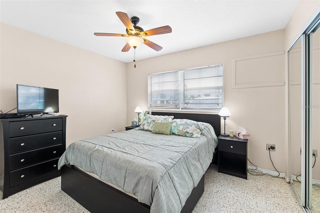 待售: $210,000 (1 贝兹, 1 浴室, 520 平方英尺)