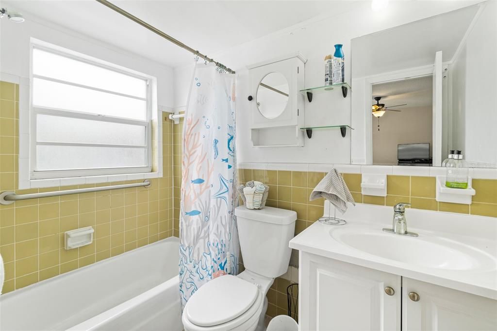 待售: $210,000 (1 贝兹, 1 浴室, 520 平方英尺)