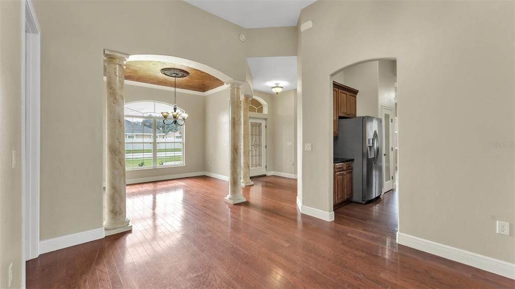 На продажу: $397,500 (4 спален, 2 ванн, 2322 Квадратных фут)