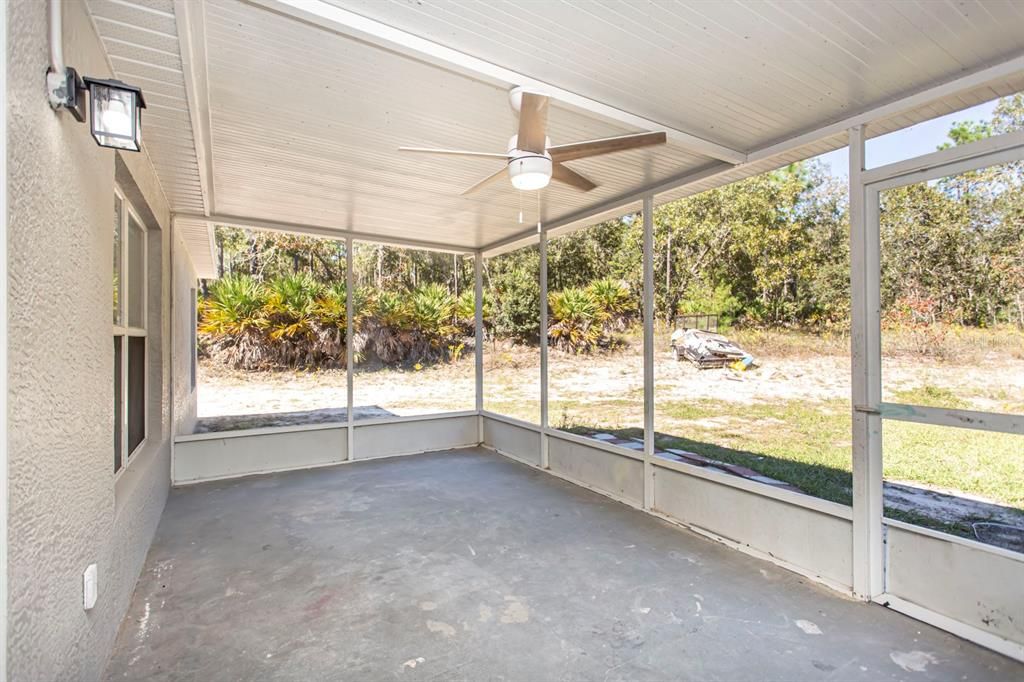 En Venta: $269,900 (4 camas, 2 baños, 2236 Pies cuadrados)