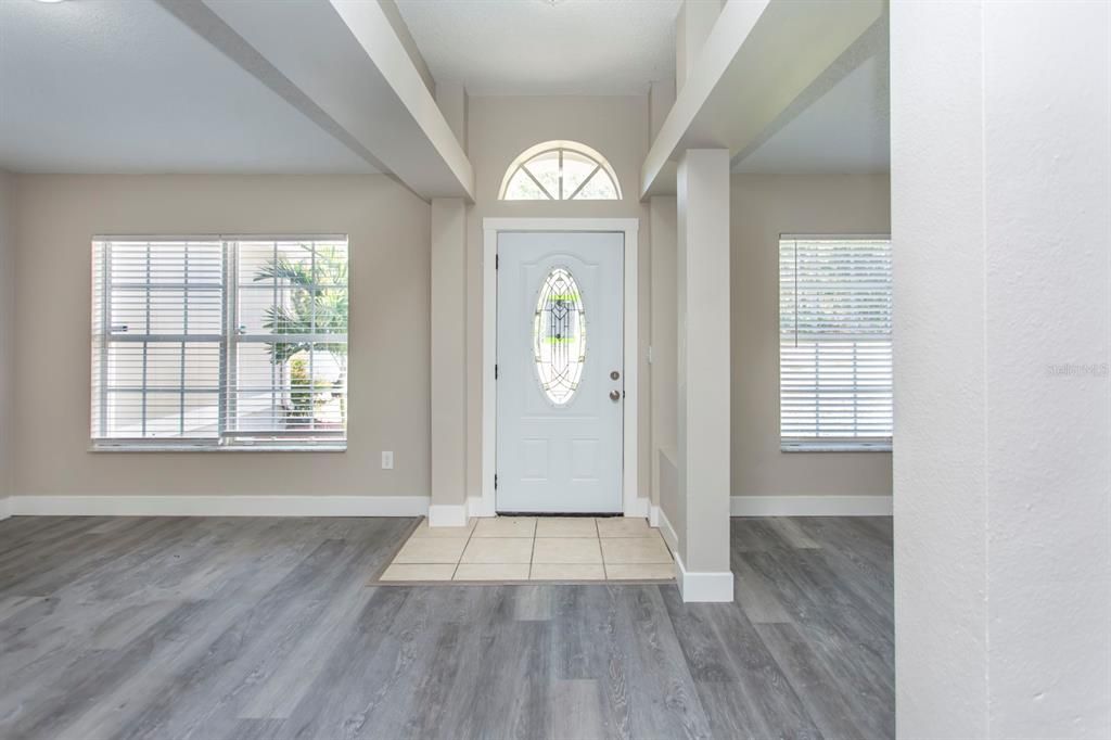 En Venta: $269,900 (4 camas, 2 baños, 2236 Pies cuadrados)