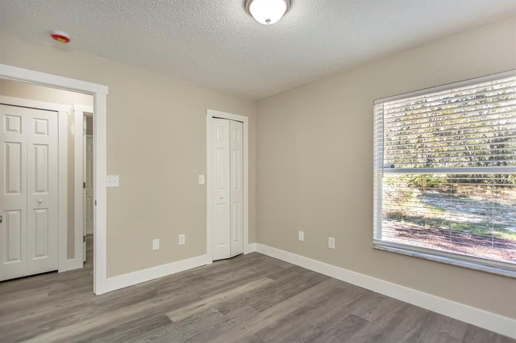 En Venta: $269,900 (4 camas, 2 baños, 2236 Pies cuadrados)