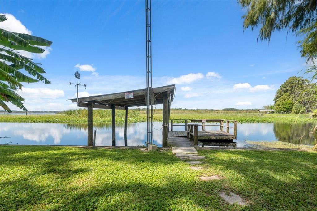 For Sale: $365,000 (2 beds, 2 baths, 1160 Square Feet)