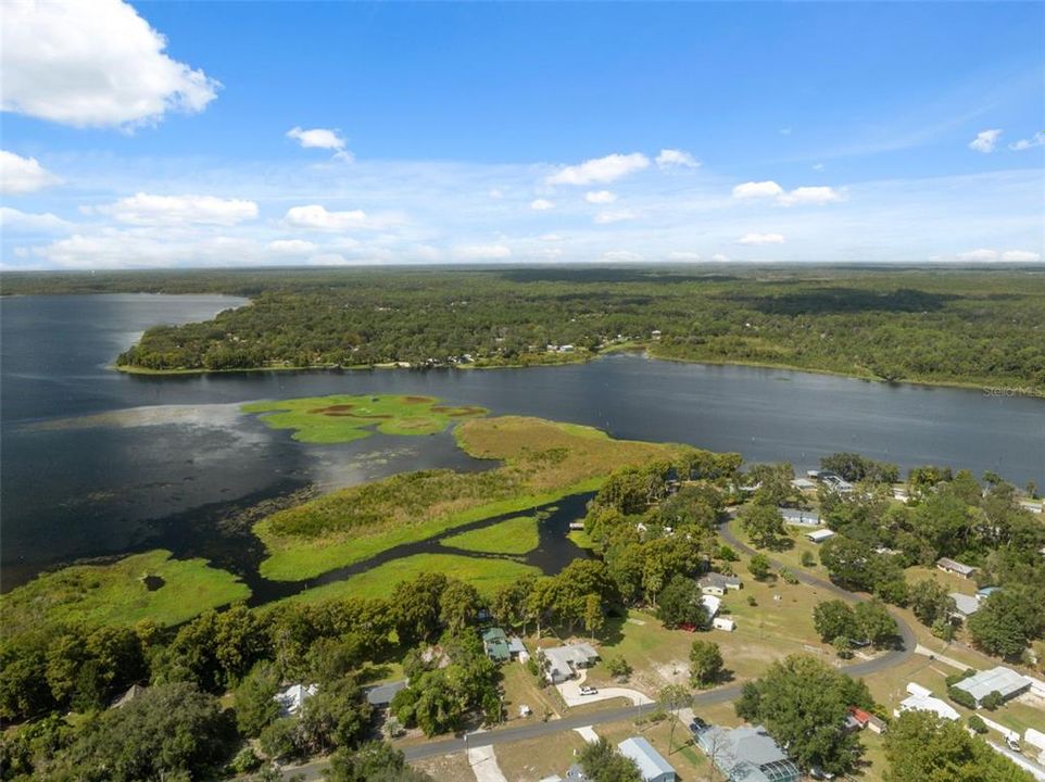 For Sale: $365,000 (2 beds, 2 baths, 1160 Square Feet)