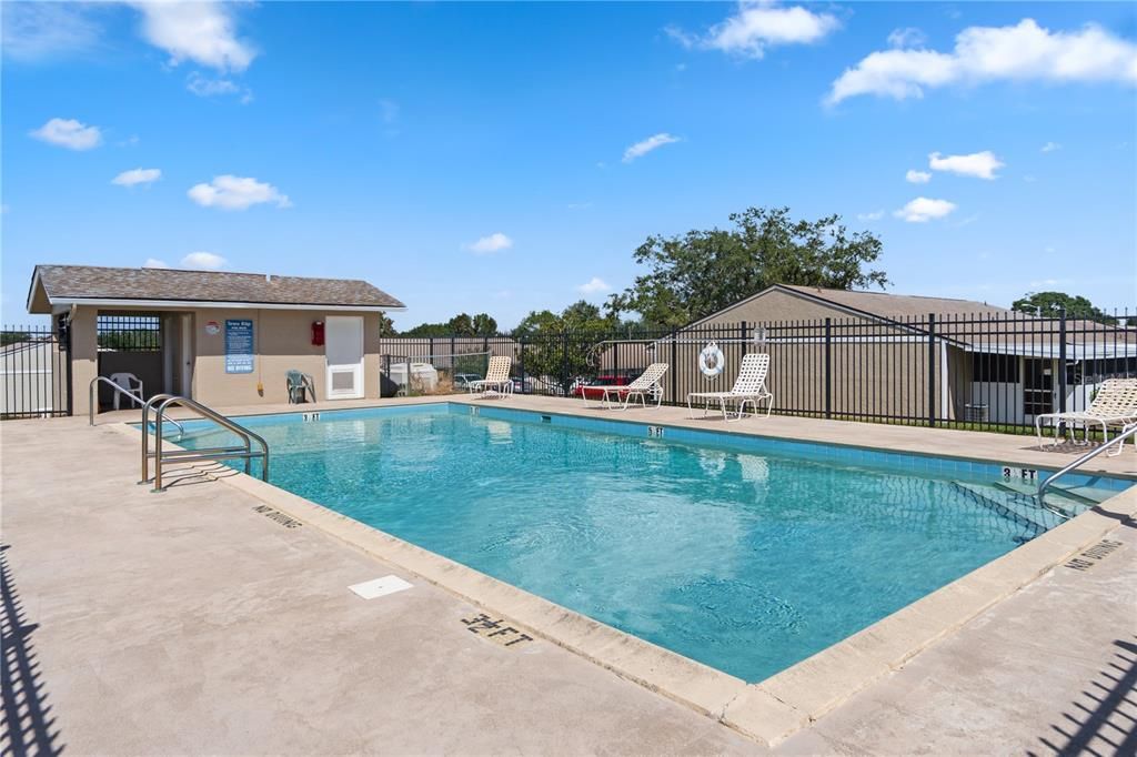 Active With Contract: $175,000 (3 beds, 2 baths, 1140 Square Feet)