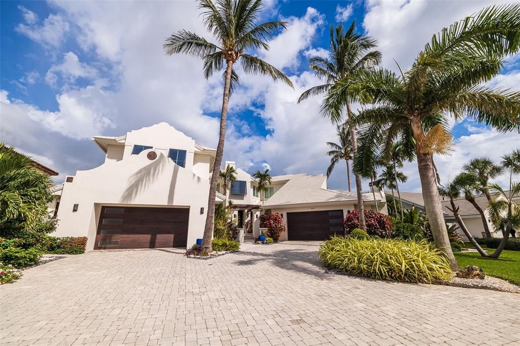 待售: $5,500,000 (6 贝兹, 5 浴室, 5542 平方英尺)