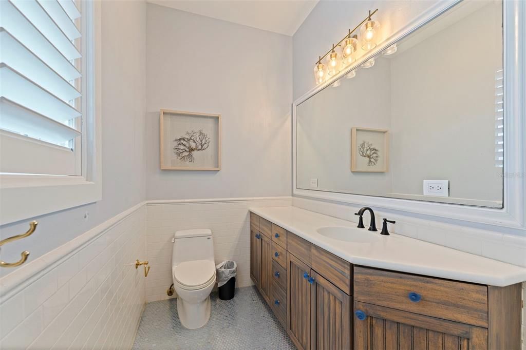 待售: $5,500,000 (6 贝兹, 5 浴室, 5542 平方英尺)