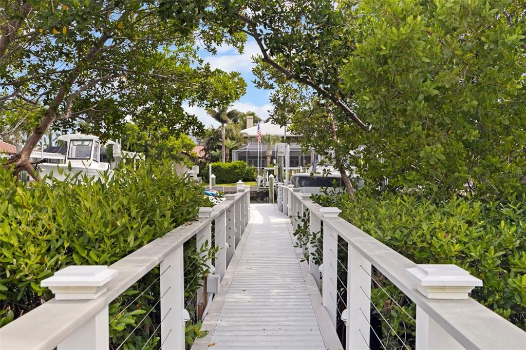 待售: $5,500,000 (6 贝兹, 5 浴室, 5542 平方英尺)