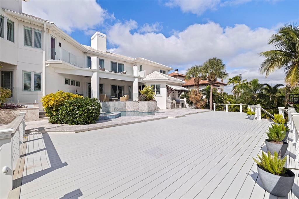 待售: $5,500,000 (6 贝兹, 5 浴室, 5542 平方英尺)