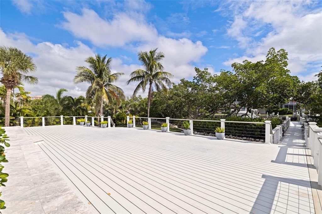 待售: $5,500,000 (6 贝兹, 5 浴室, 5542 平方英尺)