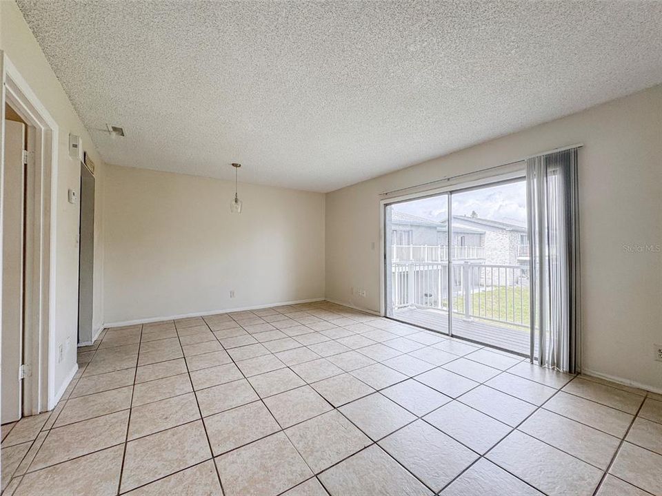 待售: $80,000 (1 贝兹, 1 浴室, 525 平方英尺)