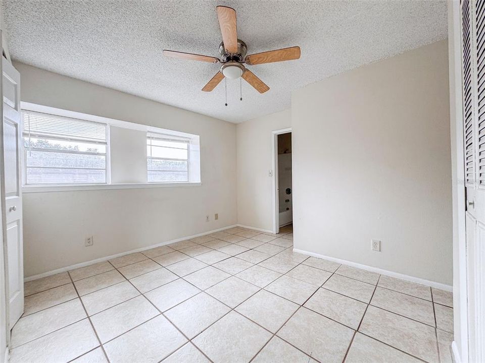 待售: $80,000 (1 贝兹, 1 浴室, 525 平方英尺)