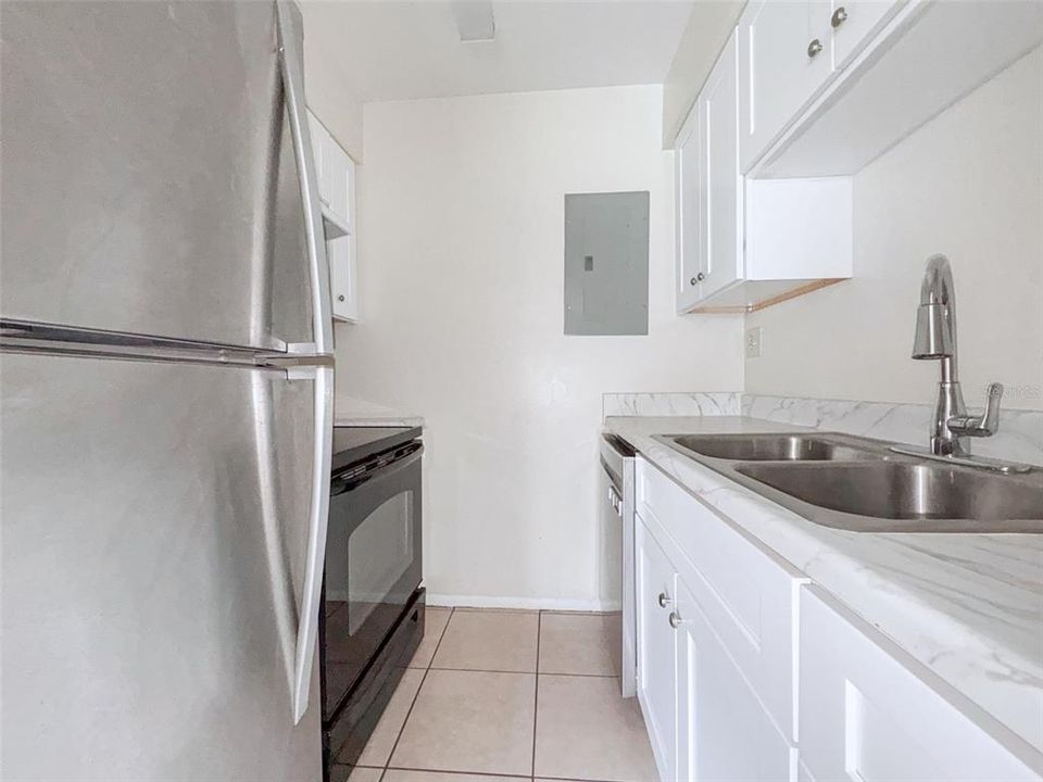 待售: $80,000 (1 贝兹, 1 浴室, 525 平方英尺)