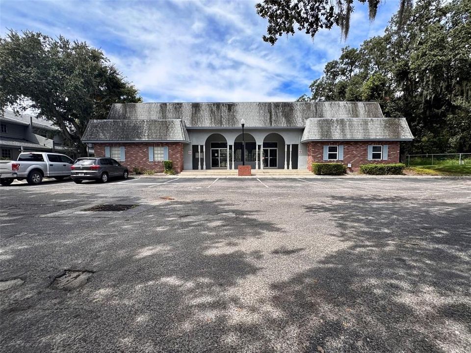 待售: $80,000 (1 贝兹, 1 浴室, 525 平方英尺)