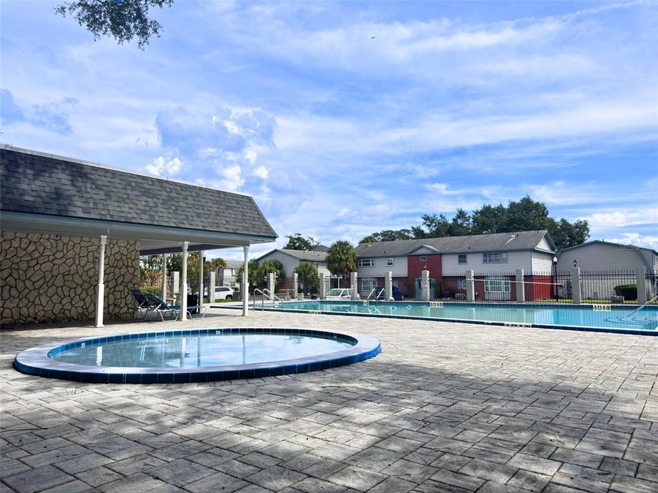 待售: $80,000 (1 贝兹, 1 浴室, 525 平方英尺)