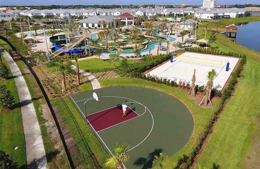 合同活跃: $480,000 (4 贝兹, 3 浴室, 1914 平方英尺)