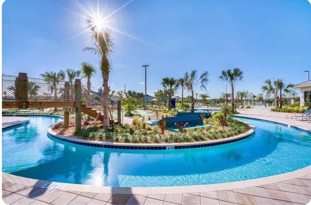 合同活跃: $480,000 (4 贝兹, 3 浴室, 1914 平方英尺)