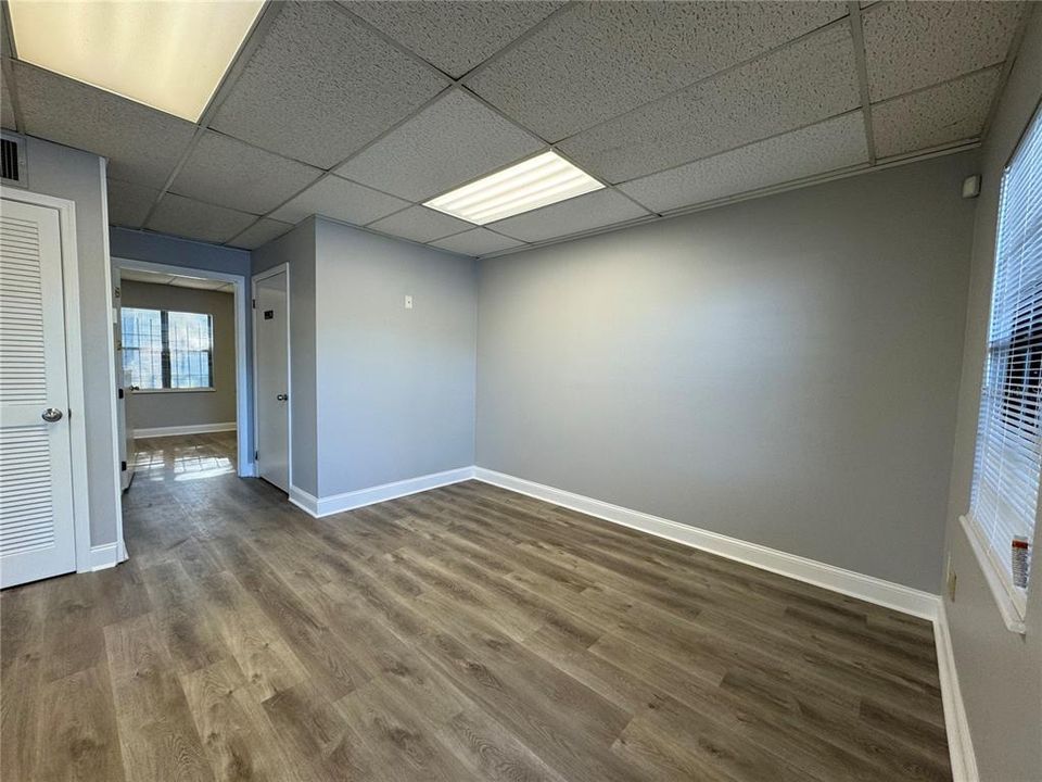 待售: $999,999 (0 贝兹, 0 浴室, 4253 平方英尺)