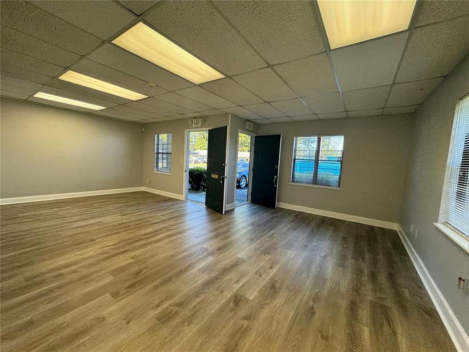 待售: $999,999 (0 贝兹, 0 浴室, 4253 平方英尺)