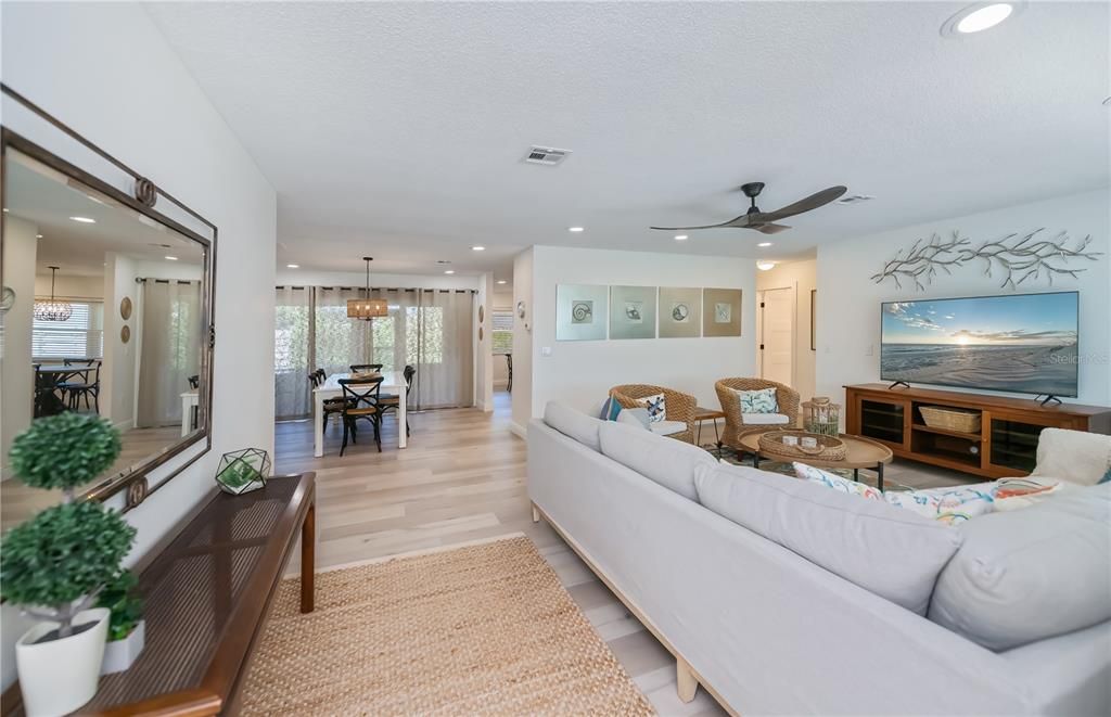 На продажу: $445,000 (3 спален, 2 ванн, 1780 Квадратных фут)