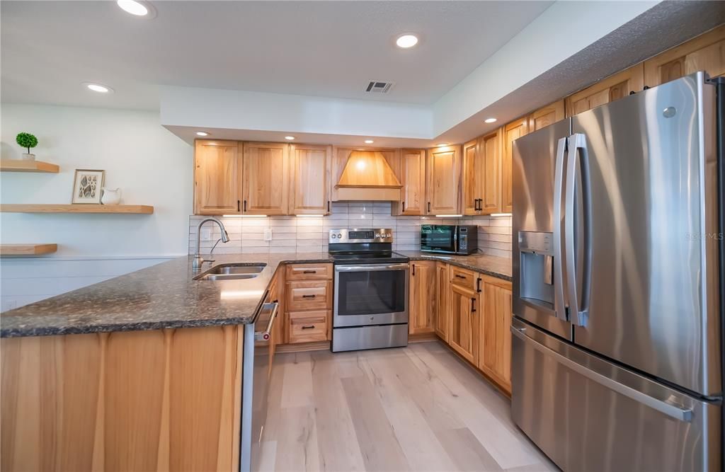 На продажу: $445,000 (3 спален, 2 ванн, 1780 Квадратных фут)