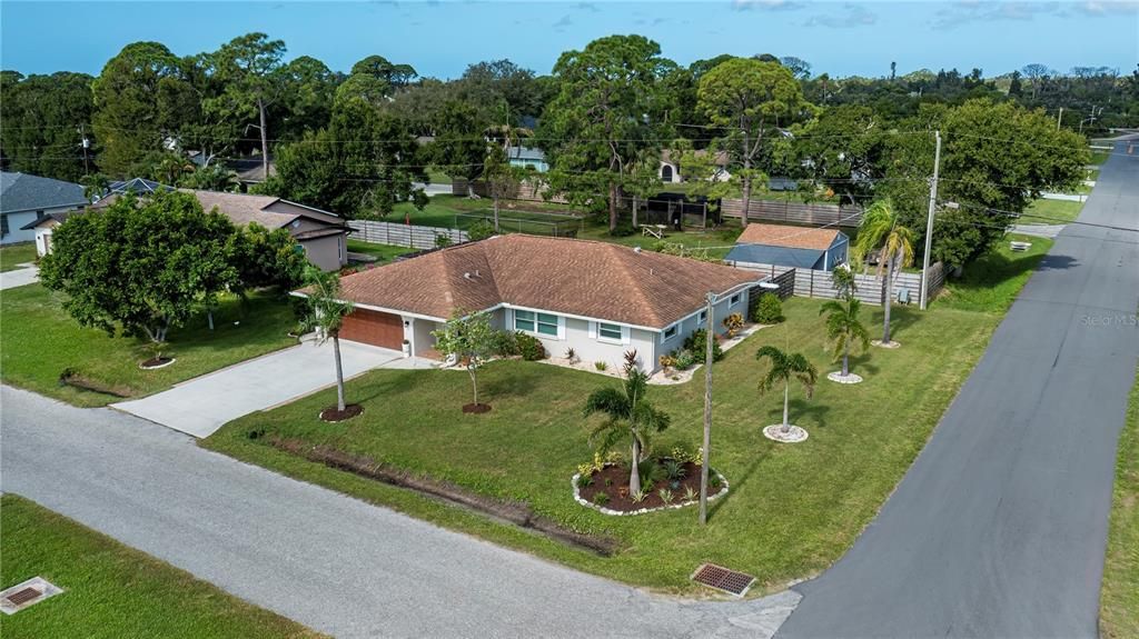 На продажу: $445,000 (3 спален, 2 ванн, 1780 Квадратных фут)