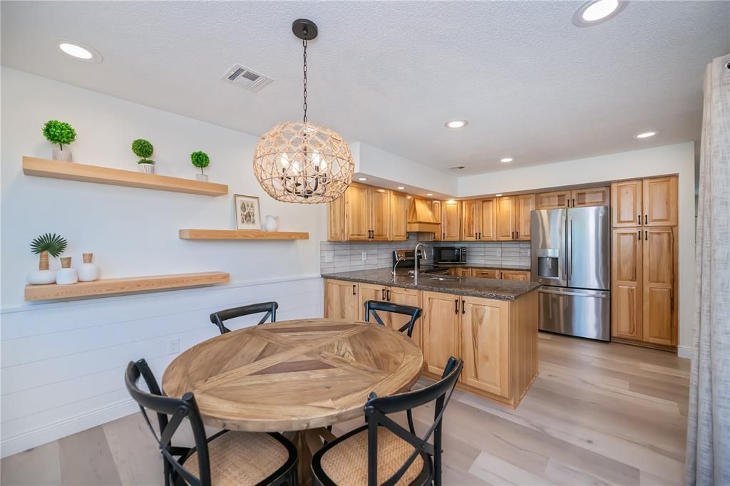 На продажу: $445,000 (3 спален, 2 ванн, 1780 Квадратных фут)