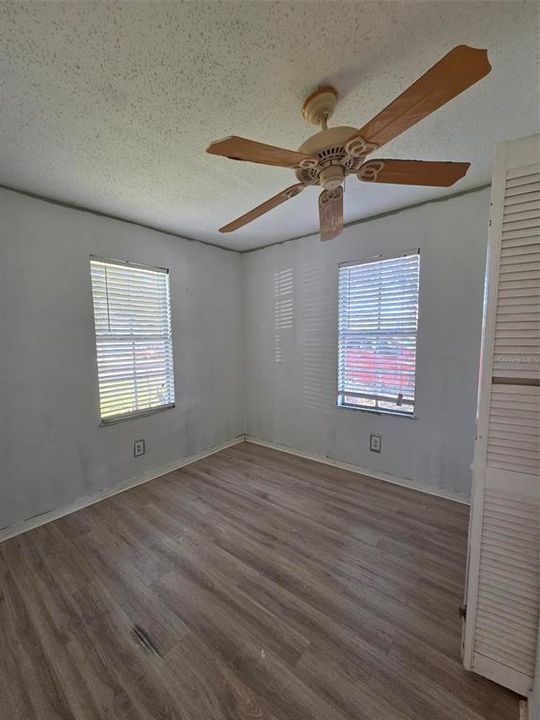 Activo con contrato: $229,900 (2 camas, 1 baños, 864 Pies cuadrados)