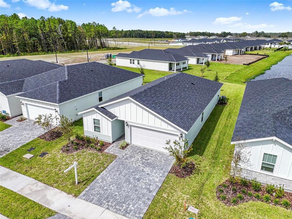 На продажу: $368,990 (4 спален, 3 ванн, 1842 Квадратных фут)