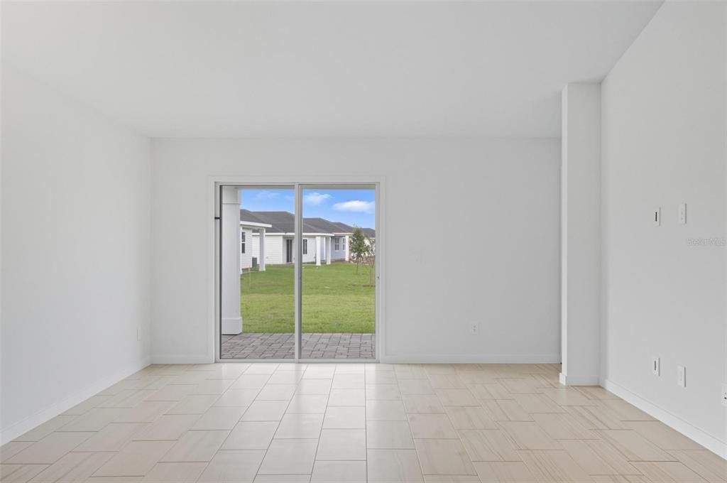 En Venta: $364,990 (4 camas, 3 baños, 1842 Pies cuadrados)