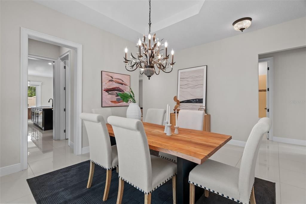 待售: $895,000 (4 贝兹, 3 浴室, 3111 平方英尺)