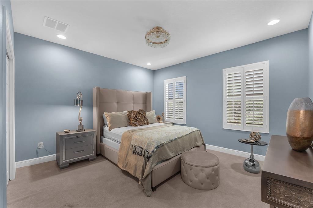 В аренду: $3,500 (3 спален, 3 ванн, 2931 Квадратных фут)